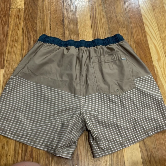 Vuori swim shorts - Picture 3 of 5